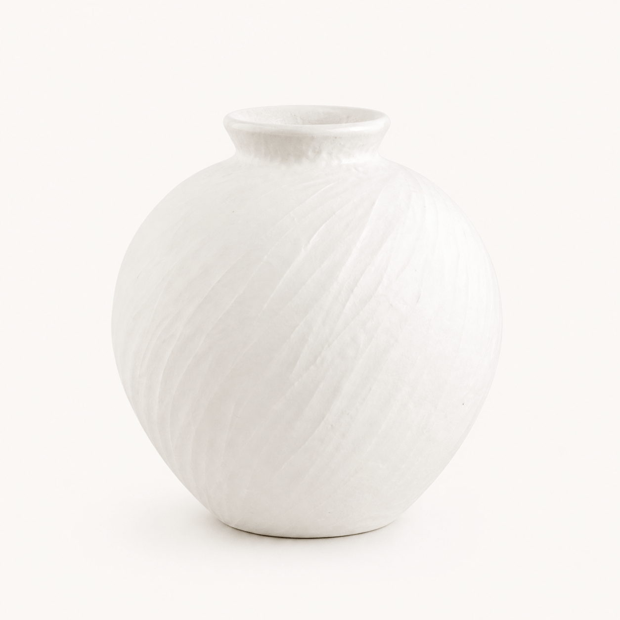 Spiral Globe Vase – New Vision ceramic vase collection