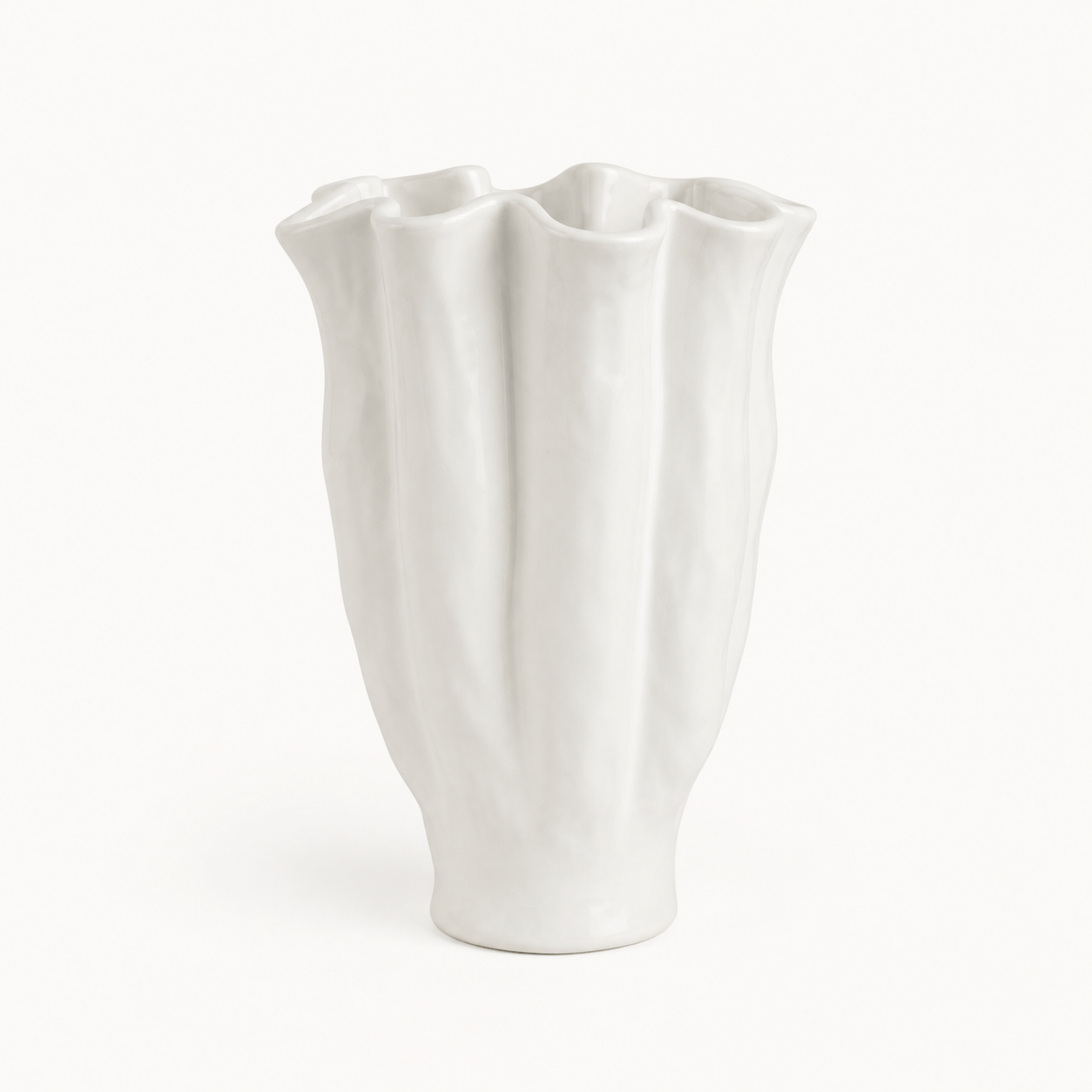 Organic White Vase – New Vision ceramic vase collection