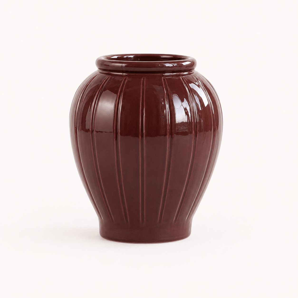 Ribbed Wine Vase – New Vision ceramic vase collection