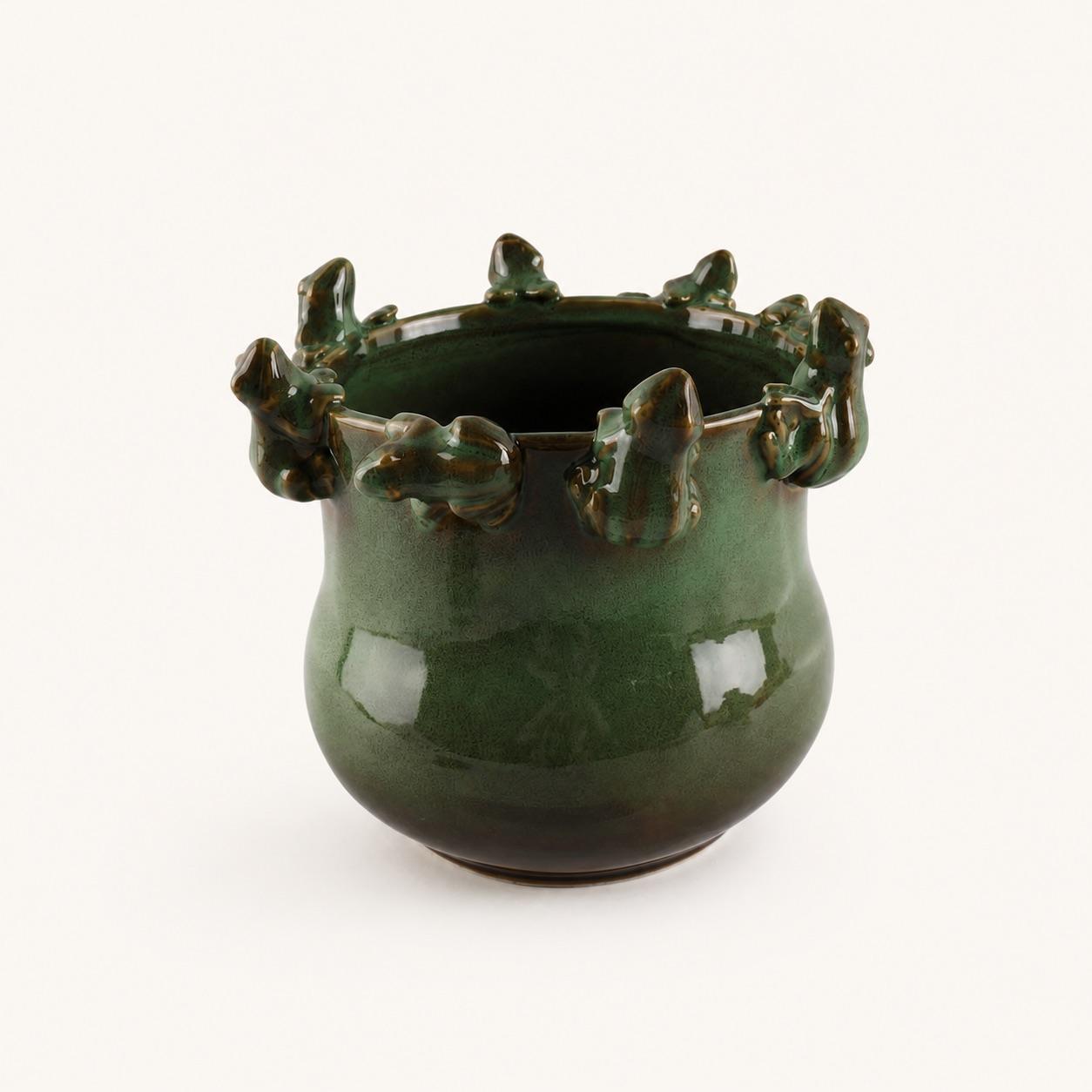 Planter & vase 11